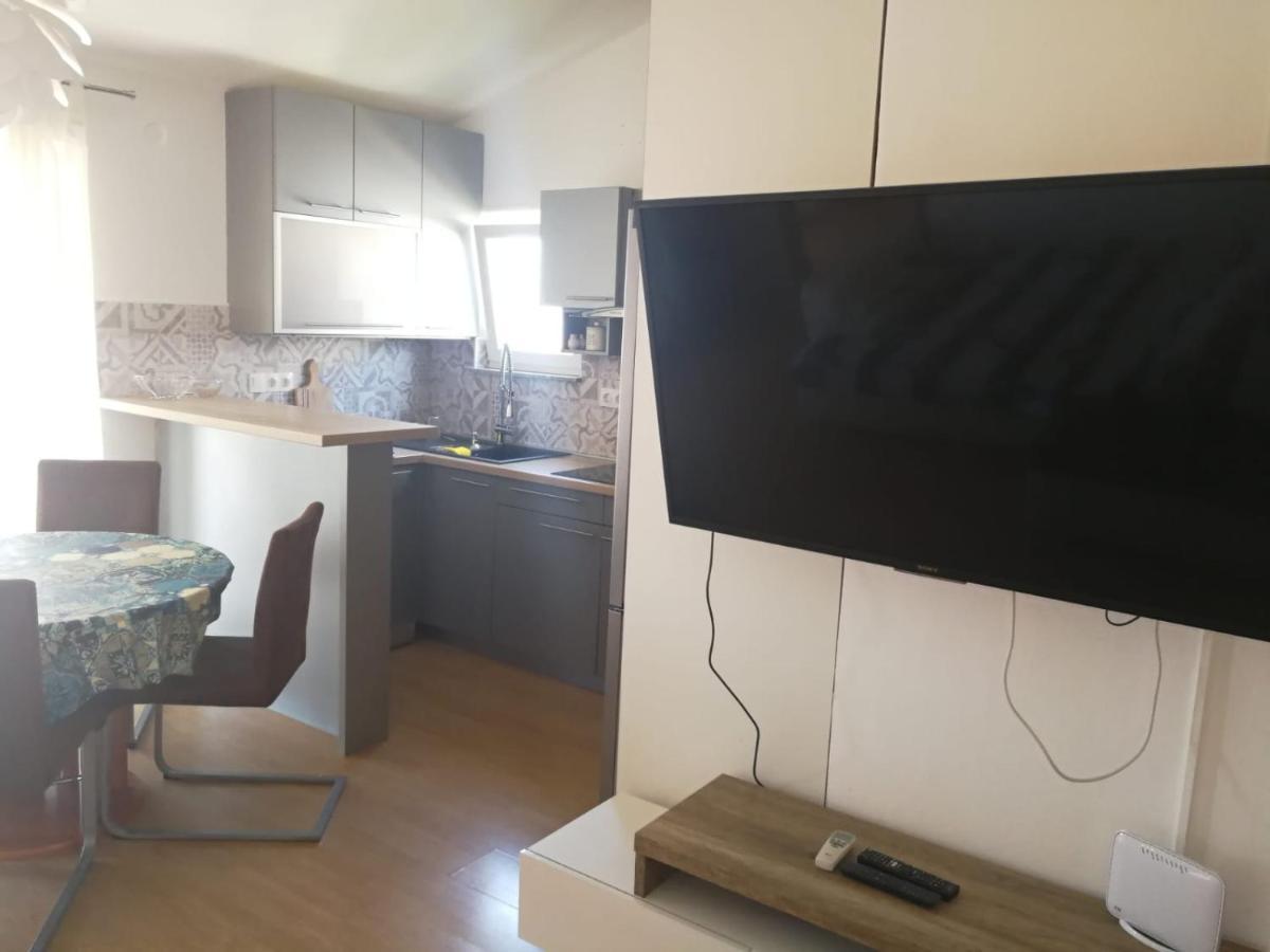 Apartmani Nea 비오그라드나모루 외부 사진